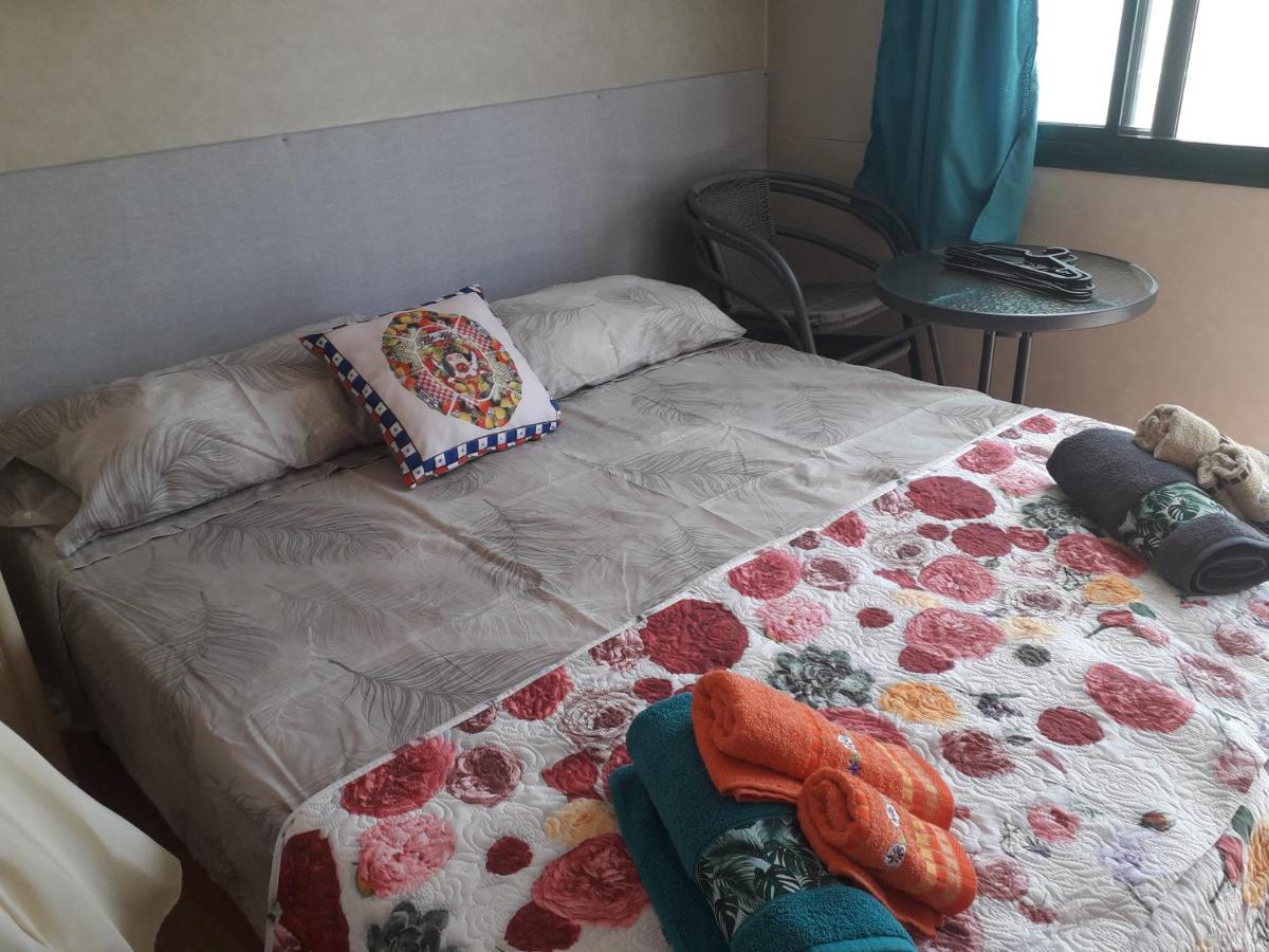 Residenceu Zu Gnaziu Pachino Exteriér fotografie